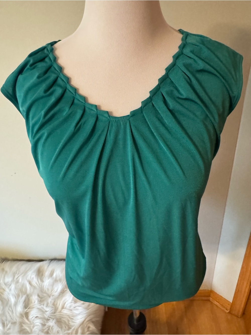 The Limited Teal Green Pleated Scoop Neck Sleeveless Top